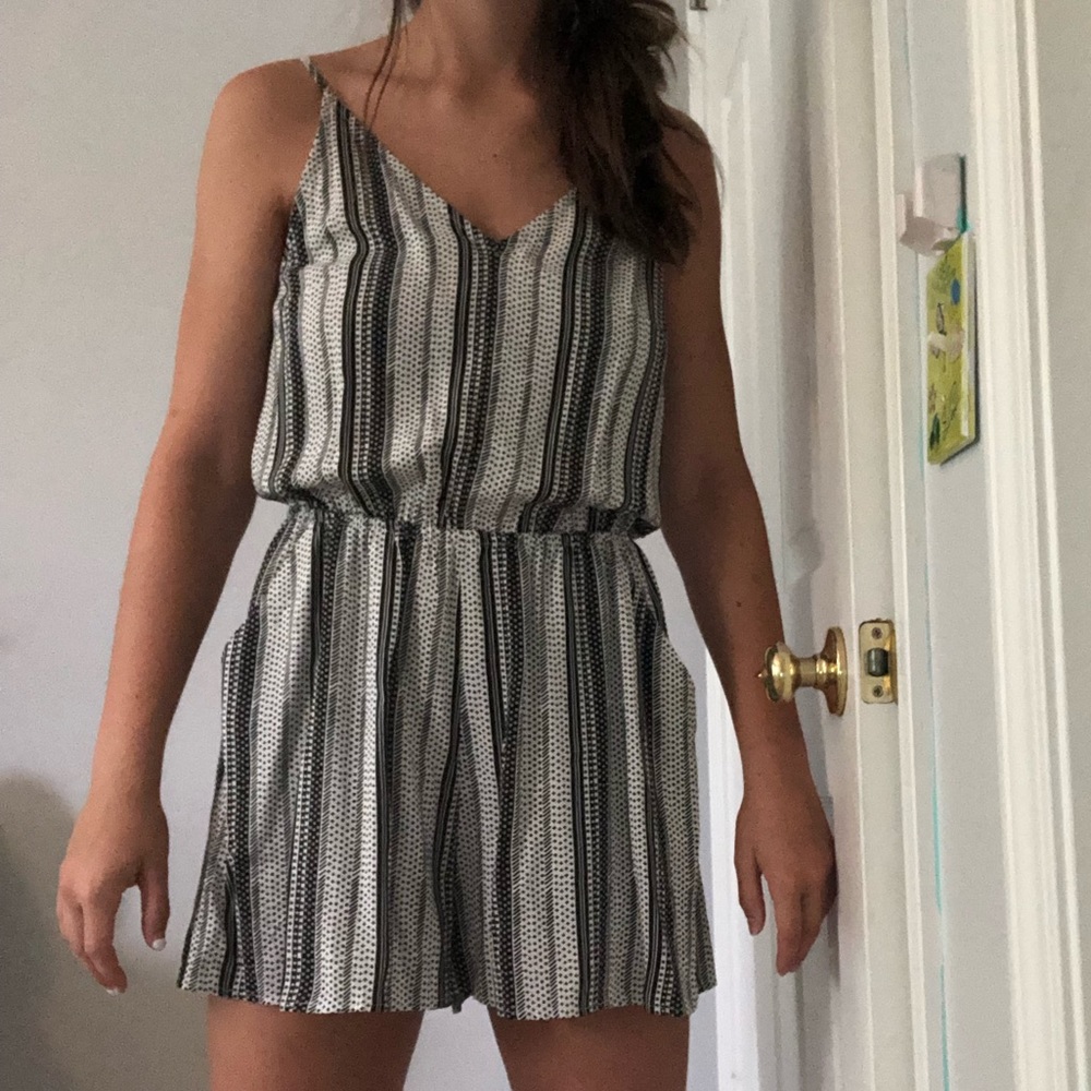 Black and white H&M romper